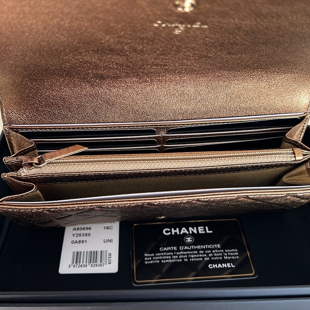 Chanel Dark Gold Quilted Flap Wallet - Picture 5 of 5
